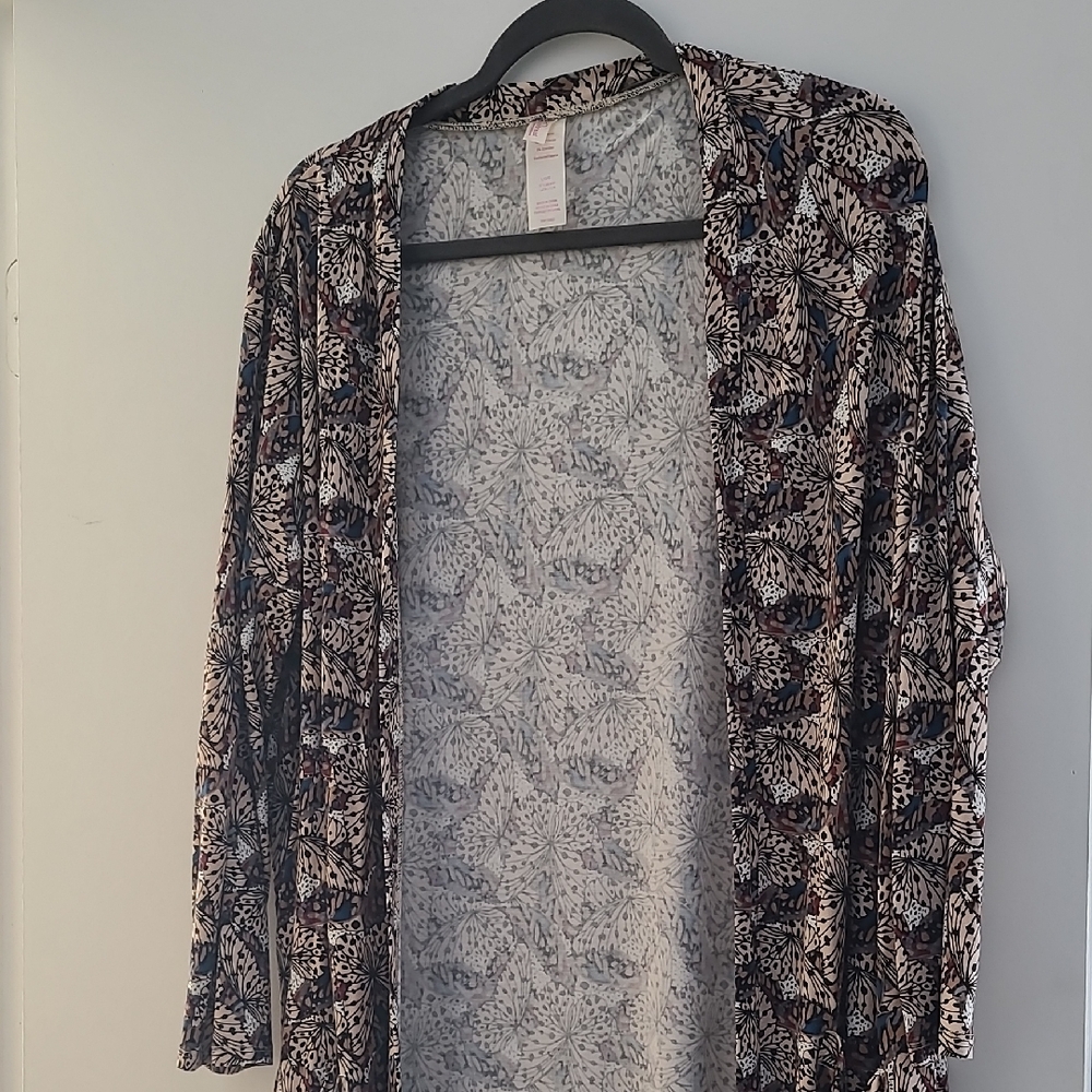 Rhonda Shear Black and White Patterned Robe